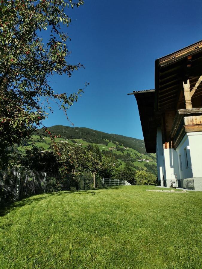 Alpenapartment Zillertal Hainzenberg Zewnętrze zdjęcie