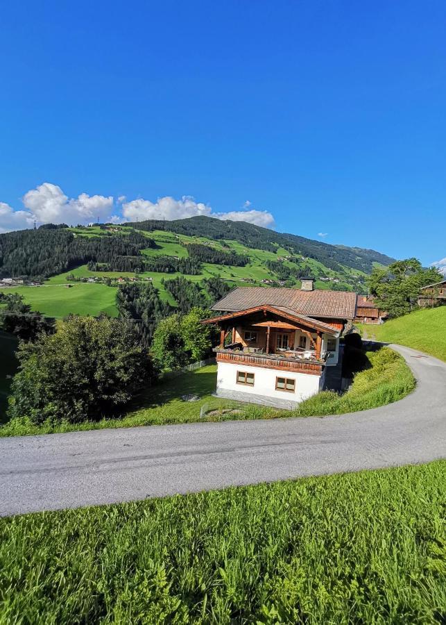 Alpenapartment Zillertal Hainzenberg Zewnętrze zdjęcie